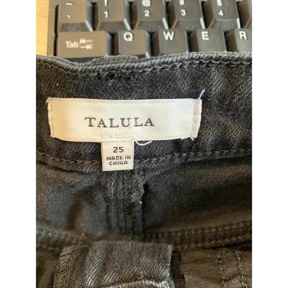 Talula Aritzia Women's Denim Shorts High Rise Frayed Hem Black Size 25 - Picture 3 of 5